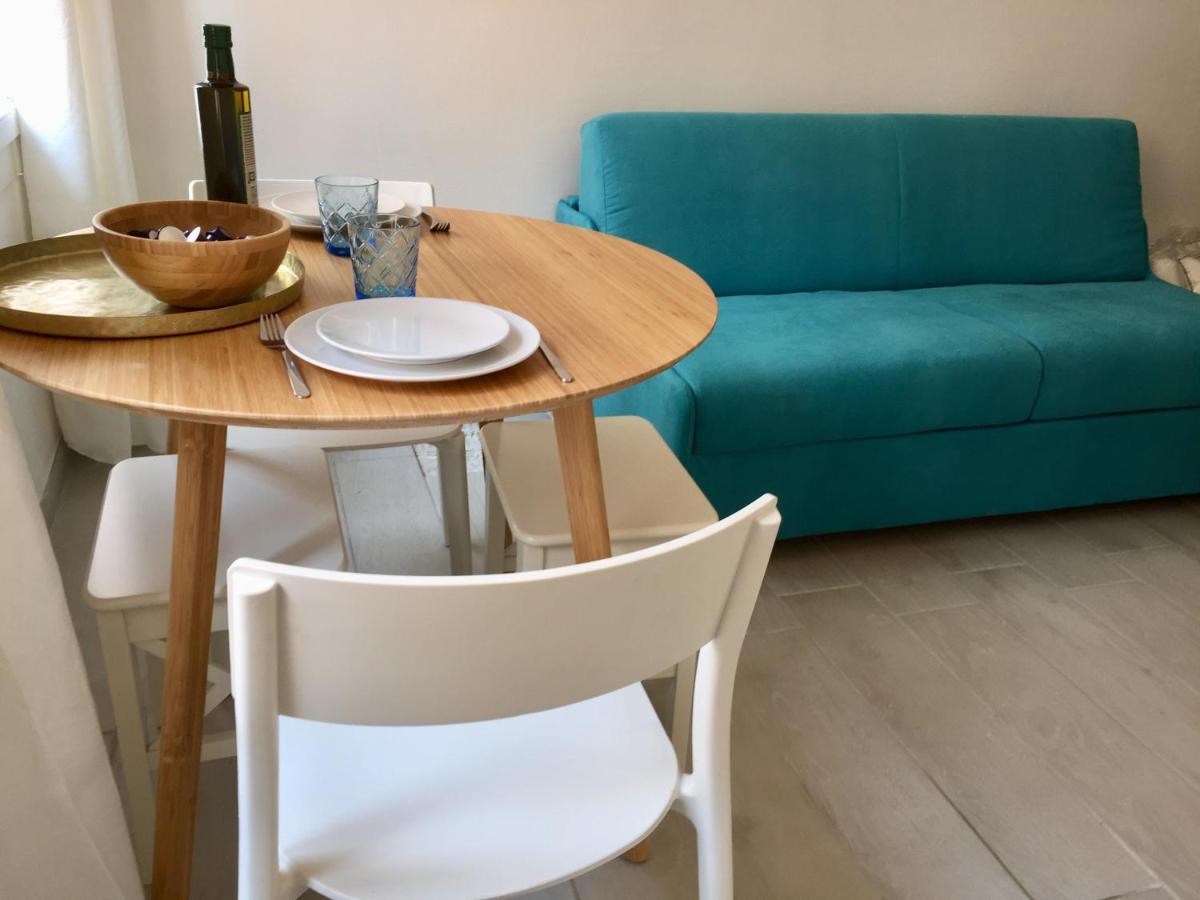 Superbe Studio Sur Le Port Et Rue Pietonne Sanary-sur-Mer Luaran gambar